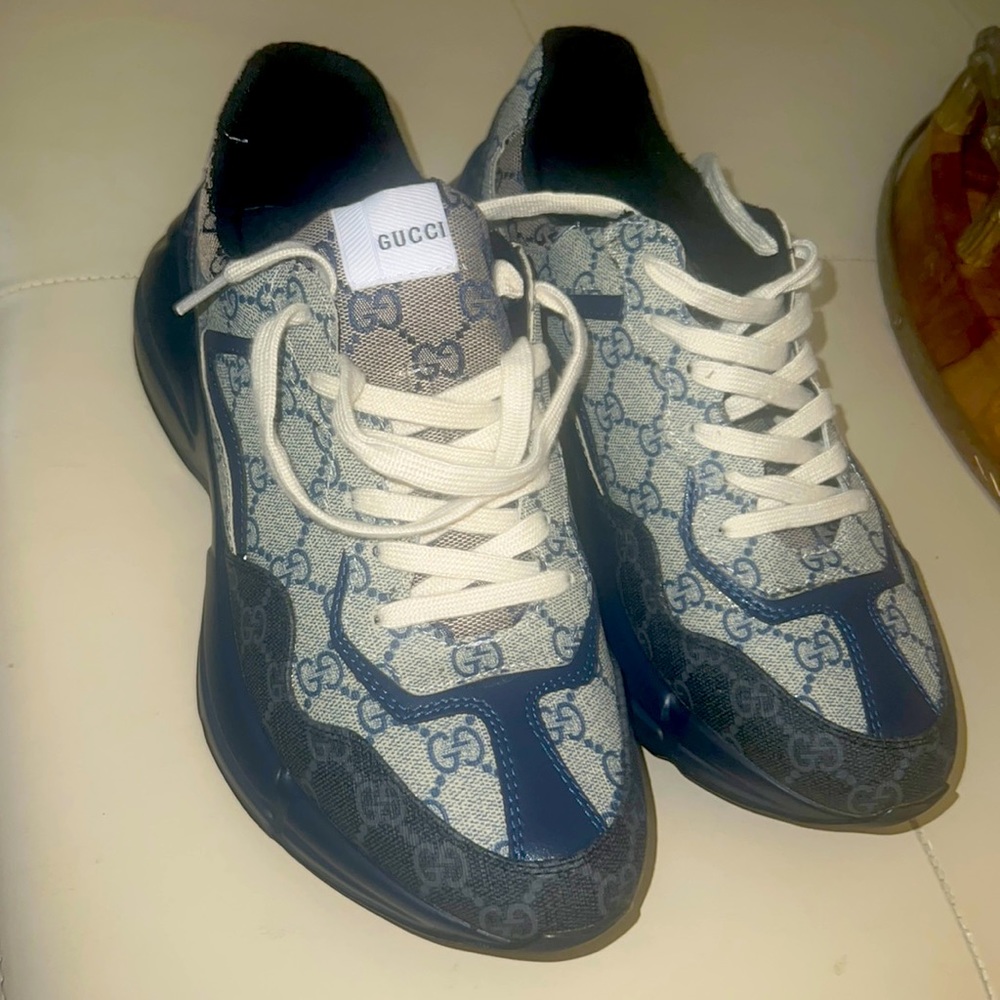 Gucci rhyton sneakers